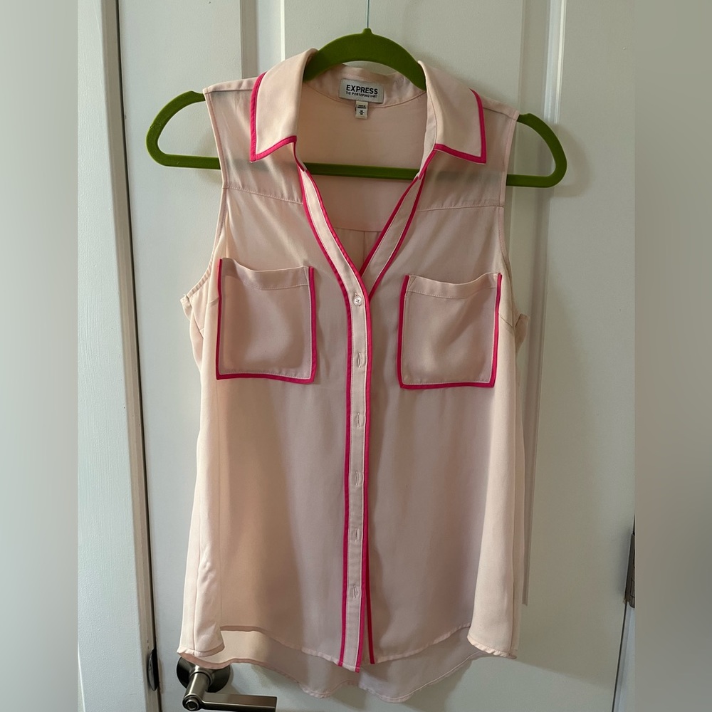 Pink Express Portofino shirt.